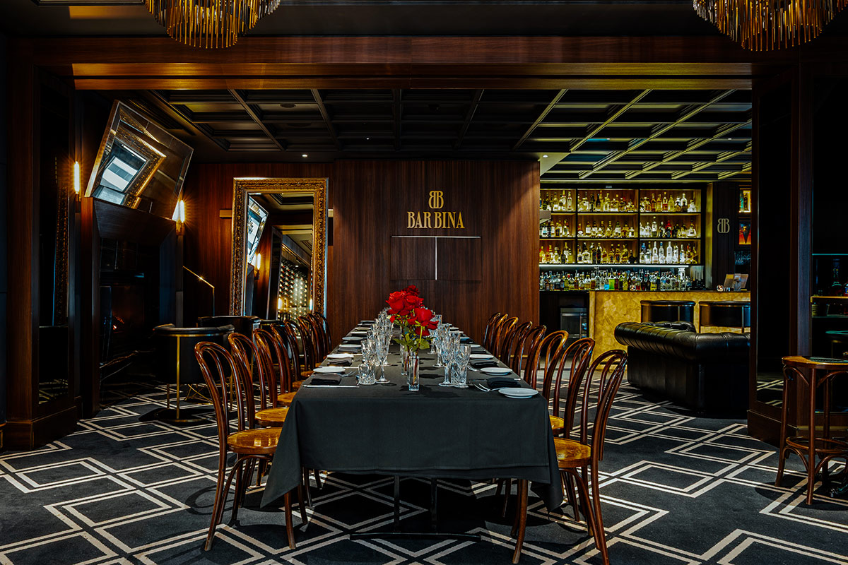 Bar Bina interior