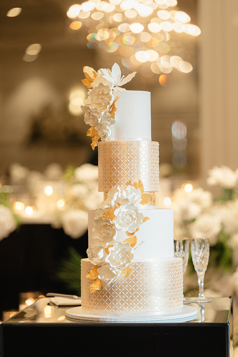 Wedding cake in Classic Ballroom at Conca D'oro 