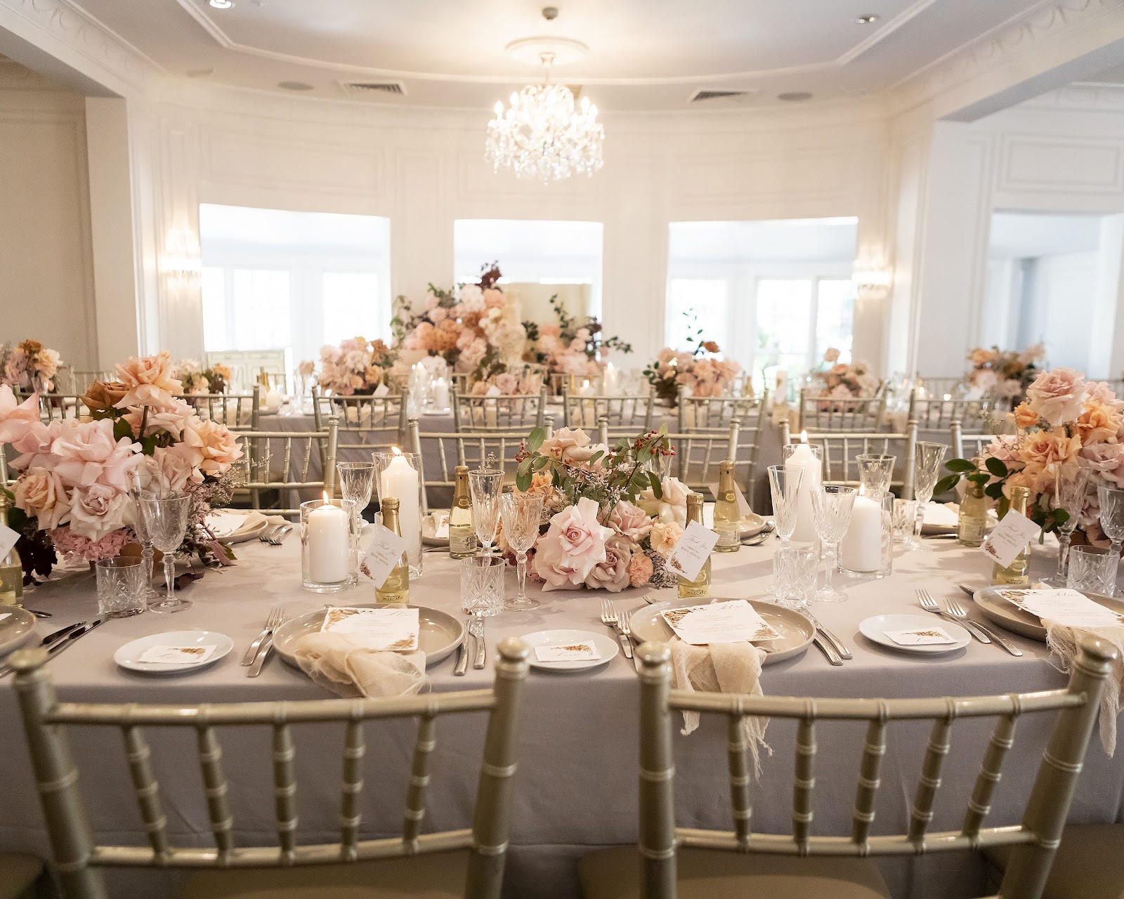 Should You Have A Small Wedding