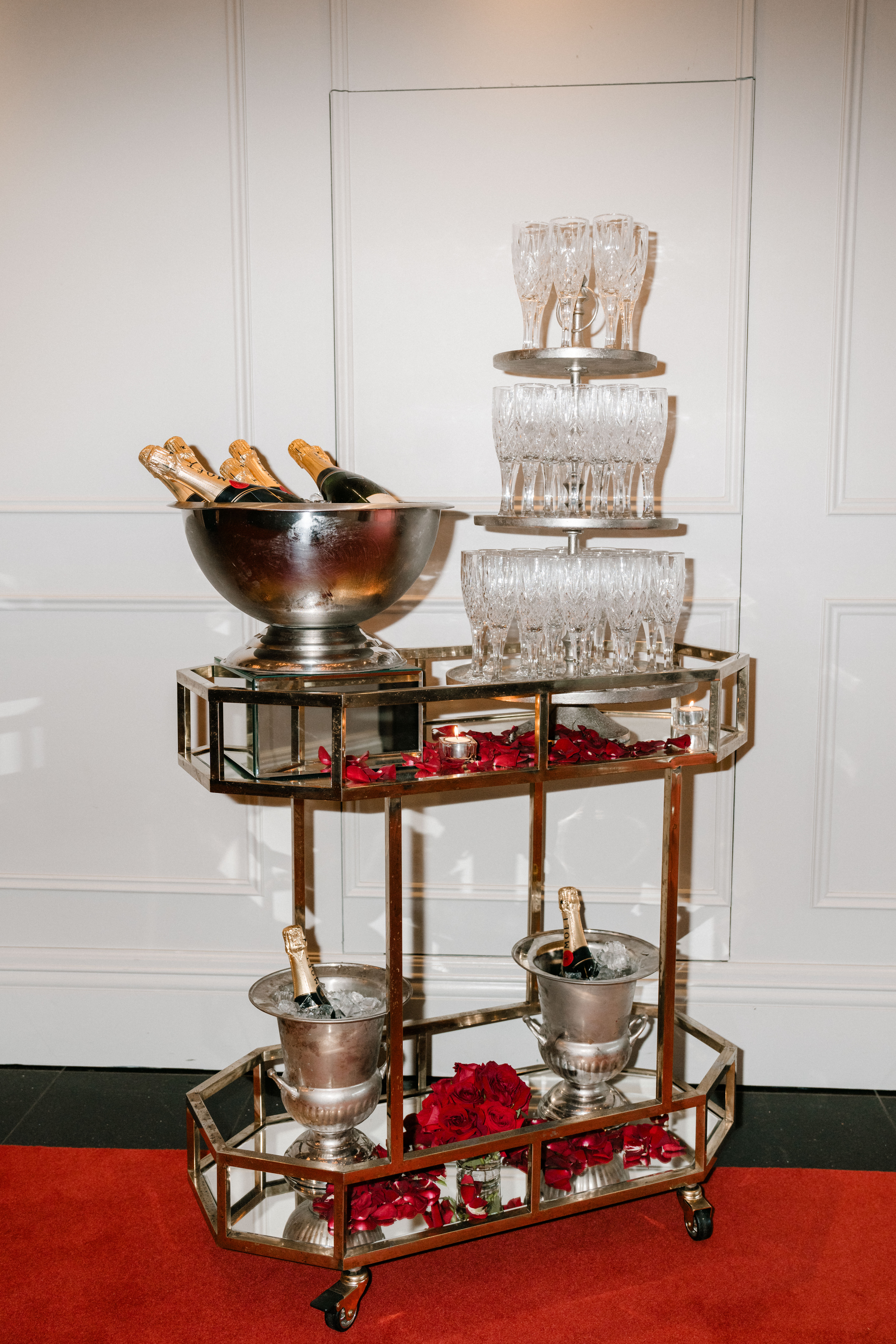 Champagne tower cart at Conca D'oro