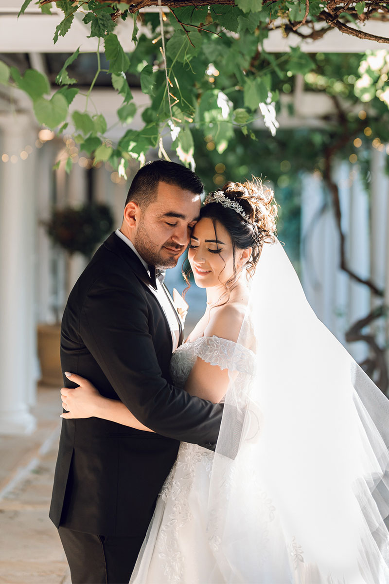 10 Practical Reasons to Choose a Winter Wedding